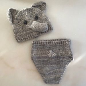 ❤️... Pottery Barn 2 piece Outfit